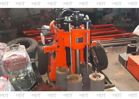 Bodemonderzoek, grondtest boormachine, mijnbouw exploratie boren;