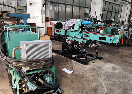 Draagbare hydraulische ankerboorinstallatie Op schranklader gemonteerde boorinstallatie